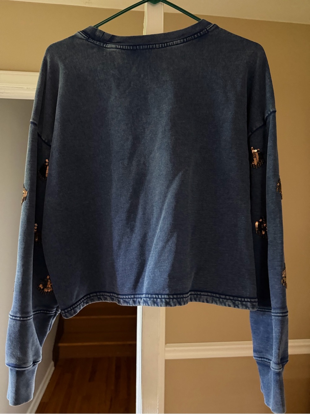 Pilcro Navy Blue Sequin Accent Women’s Sweater Size M - Picture 2 of 3